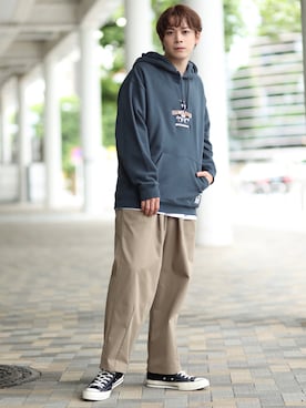 「JUNRED（ジュンレッド）のアイテム（チノパンツ）」を使った、EIJIさん（メンズ・173cm）の秋コーディネート