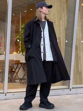 「JUNRED（ジュンレッド）のアイテム（ステンカラーコート）」を使った、カズヤさん（メンズ・170cm）の冬コーディネート