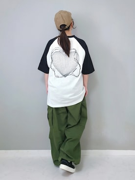「Confirm（コンファーム）のアイテム」を使った、パン粉さん（レディース・151cm）の夏コーディネート