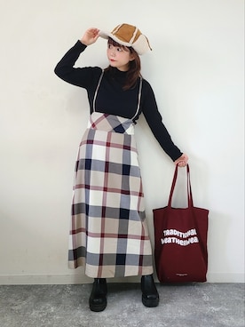 「AS KNOW AS plus（アズノゥアズプラス）のアイテム（キャップ）」を使った、パン粉さん（レディース・151cm）の秋コーディネート