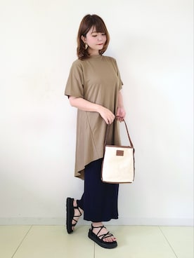 「coca（coca）（コカ）のアイテム（チュニック）」を使った、パン粉さん（レディース・151cm）の夏コーディネート