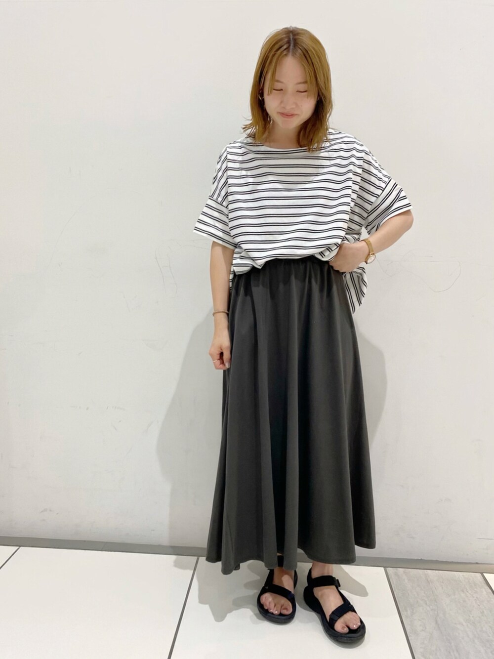 「ボーダー、リラックススタイル、フレアスカート」｜「AMERICAN HOLICのパネルボーダーカットプルオーバー（Tシャツ/カットソー、その他）」を使った、pikarunbaさん（レディース・161cm）の夏コーディネートの1枚目の写真