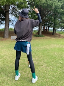 Callawayのアイテムを使った「GOLF」のレディース人気ファッション