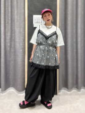 「LEPSIM（レプシィム）のギャザークッションサンダル　638838（サンダル、ブラック系）」を使った、miwataraさん（レディース・157cm）の夏コーディネート