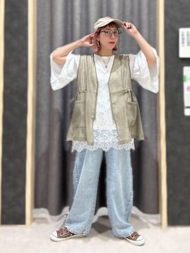 「LEPSIM（レプシィム）の異素材フリルBIGT　242843（Tシャツ/カットソー、ホワイト系）」を使った、miwataraさん（レディース・157cm）の夏コーディネート