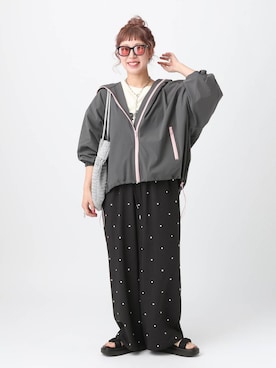 「LEPSIM（レプシィム）のギャザークッションサンダル　638838（サンダル、ブラック系）」を使った、miwataraさん（レディース・157cm）の春コーディネート