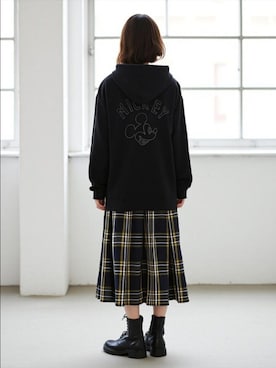 「アイテム（パーカー）」を使った、MARUKAWA【Official】さん（レディース・161cm）の冬コーディネート