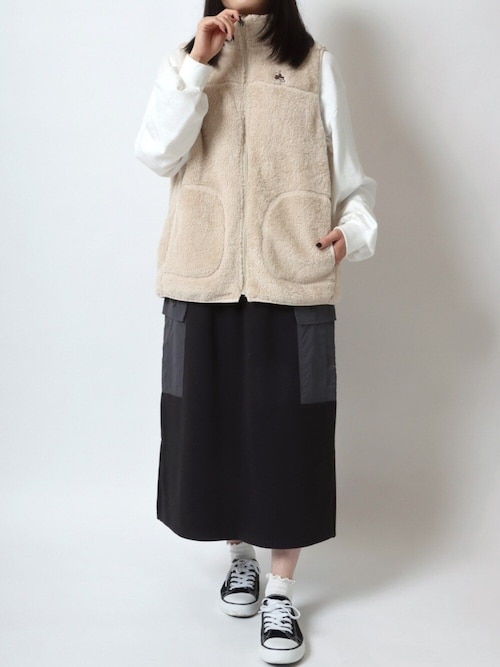 MARUKAWAMARUKAWA【Official】さんのベスト「LOGOS/ロゴス シャギーボアフリース ベスト(LOGOS|ロゴス)」を使ったコーディネート