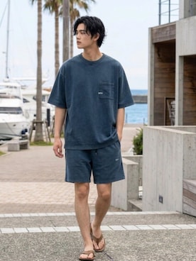 「MRU（エムアールユー）の2026SS MRU/エムアールユー カットデニム Tシャツ×ショートパンツ ハーフパンツ/セットアップ/上下セット レディース メンズ（Tシャツ/カットソー、ブルー系）」を使った、MARUKAWA【Official】さん（メンズ・180cm）の夏コーディネート