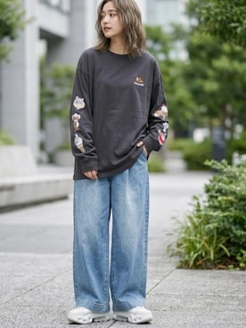 「Tom＆Jerry（トムアンドジェリー）の2026AW Tom and Jerry/トムとジェリー オーバーサイズ ワンポイント刺繍 袖プリント 長袖Tシャツ ロンT レディース メンズ（Tシャツ/カットソー、ブラック系）」を使った、MARUKAWA【Official】さん（メンズ・181cm）の夏コーディネート