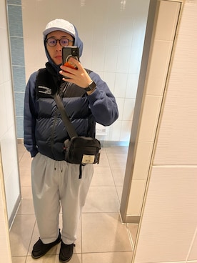 「アイテム（ダウンベスト）」を使った、YAMAYOさん（メンズ・176cm）の秋コーディネート