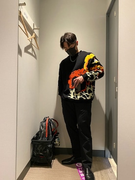 「theory（セオリー）のアイテム（パンツ）」を使った、8Tさん（メンズ・175cm）の春コーディネート