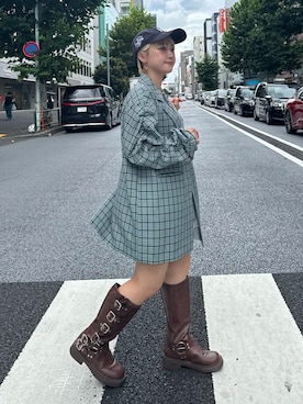 「アイテム（キャップ）」を使った、カフェ店長aoiさん（レディース・147cm）の秋コーディネート