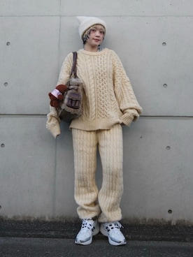 「New Balance」｜「アイテム（その他）」を使った、カフェ店長aoiさん（レディース・147cm）の冬コーディネート