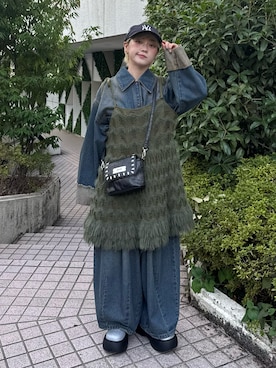 「アイテム（サンダル）」を使った、カフェ店長aoiさん（レディース・147cm）の秋コーディネート