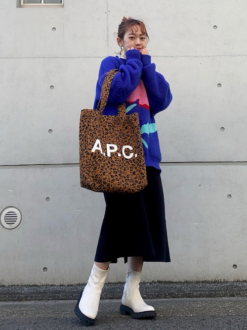 カフェ店長aoiさんのコーディネート