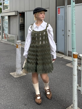 「アイテム（チュニック）」を使った、カフェ店長aoiさん（レディース・147cm）の秋コーディネート