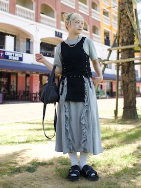 「TOGA(トーガ)のアイテム」を使った、カフェ店長aoiさん(レディース・147cm)の夏コーディネート