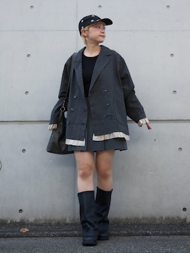 「アイテム（キャップ）」を使った、カフェ店長aoiさん（レディース・147cm）の秋コーディネート