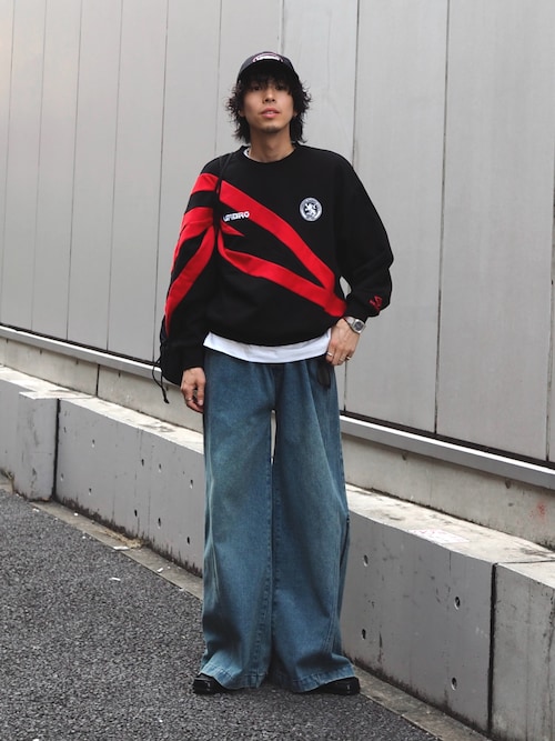 Umbro ネイビー ロゴスウェットシャツ　Lui'sコラボ Umbro ネイビー ロゴスウェットシャツ Lui'sコラボ Umbro