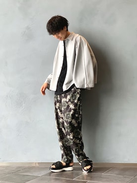 「Lui's（ルイス）のアイテム（サンダル）」を使った、クリワキタカヒロさん（メンズ・172cm）の夏コーディネート