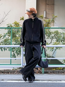 「Lui's（ルイス）のアイテム（バッグ）」を使った、クリワキタカヒロさん（メンズ・172cm）の春コーディネート