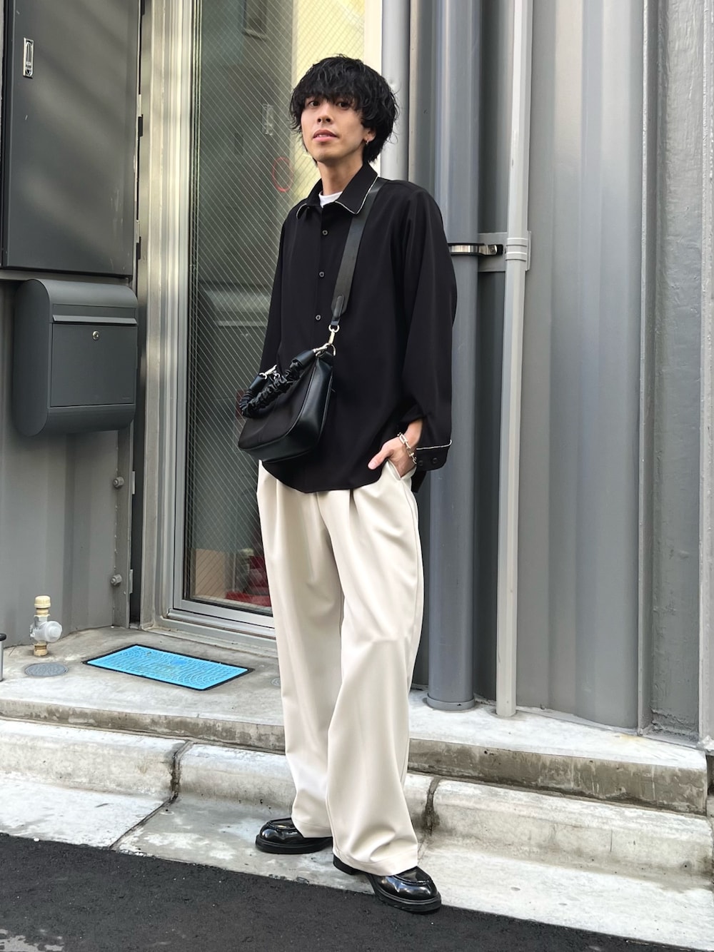 Lui's（ルイス）の「シンセティックレザーナイロンコンビハーフ