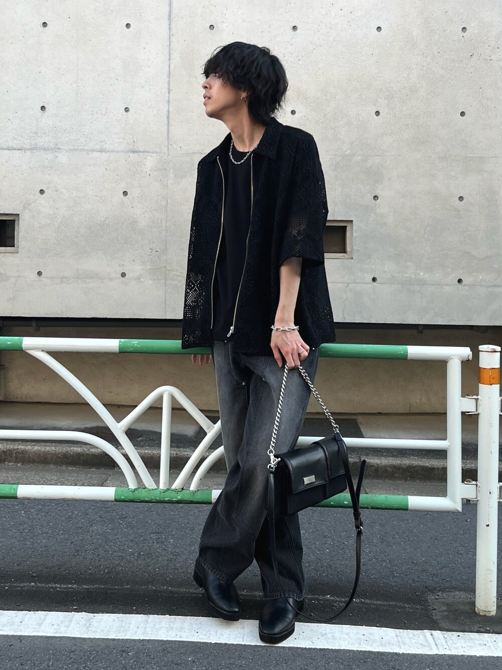 【未使用・美品】Lui's(ルイス)24SS ワイドレッグダブルニージーンズ Lui's（ルイス）の「ワイドレッグダブルニージーンズ（デニム