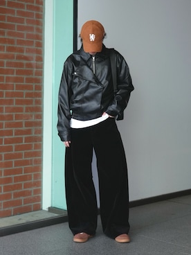 「Lui's（ルイス）のアイテム（バッグ）」を使った、クリワキタカヒロさん（メンズ・172cm）の冬コーディネート