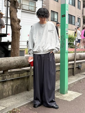「アイテム（スウェット）」を使った、クリワキタカヒロさん（メンズ・172cm）の秋コーディネート
