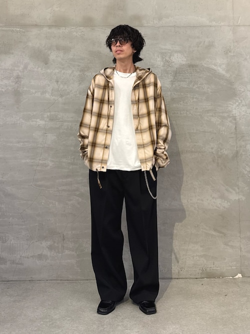 ダブルクロス タックワイドパンツ(スラックス)|Lui's(ルイス)の ダブルクロス タックワイドパンツ(スラックス)|Lui's(ルイス)の