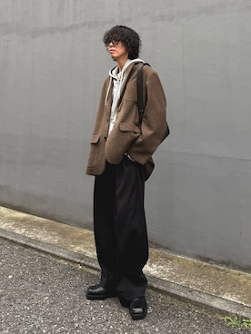「Lui's（ルイス）のアイテム（ショルダーバッグ）」を使った、クリワキタカヒロさん（メンズ・172cm）の秋コーディネート