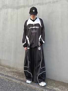 「UMBRO（アンブロ）のアイテム」を使った、クリワキタカヒロさん（メンズ・172cm）の冬コーディネート