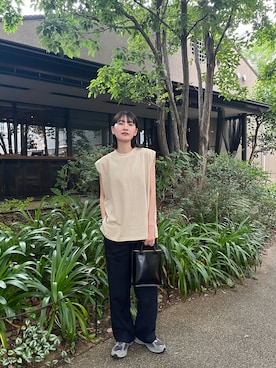 「HANNE（アン）のノースリーブトップ（Tシャツ/カットソー、ベージュ系）」を使った、nanaho.さん（レディース・164cm）の夏コーディネート