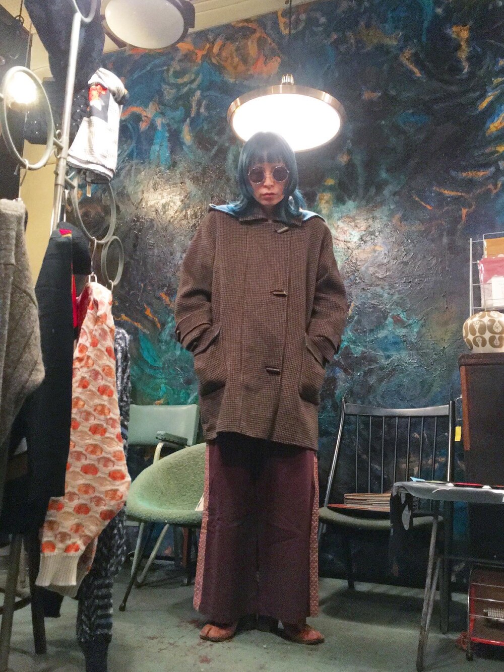 「大人カジュアル、パンツコーデ、オトナカジュアル、ootd、パンツスタイル、チョコ色に染まれ、outfit、古着、ブラウン、きれいめカジュアル、ブラウンコーデ、メンスライク、メンズライクコーデ、チェック、ショートブーツ」｜「TOOn.(トーン)のアイテム（ジャケット/アウター、ブラウン系）」を使った、ら きさん（レディース・159cm）の冬コーディネートの1枚目の写真