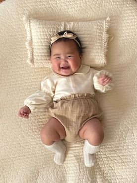 「monbebeのアイテム（ロンパース、ホワイト系）」を使った、niko_nikoさん（キッズ）の秋コーディネート