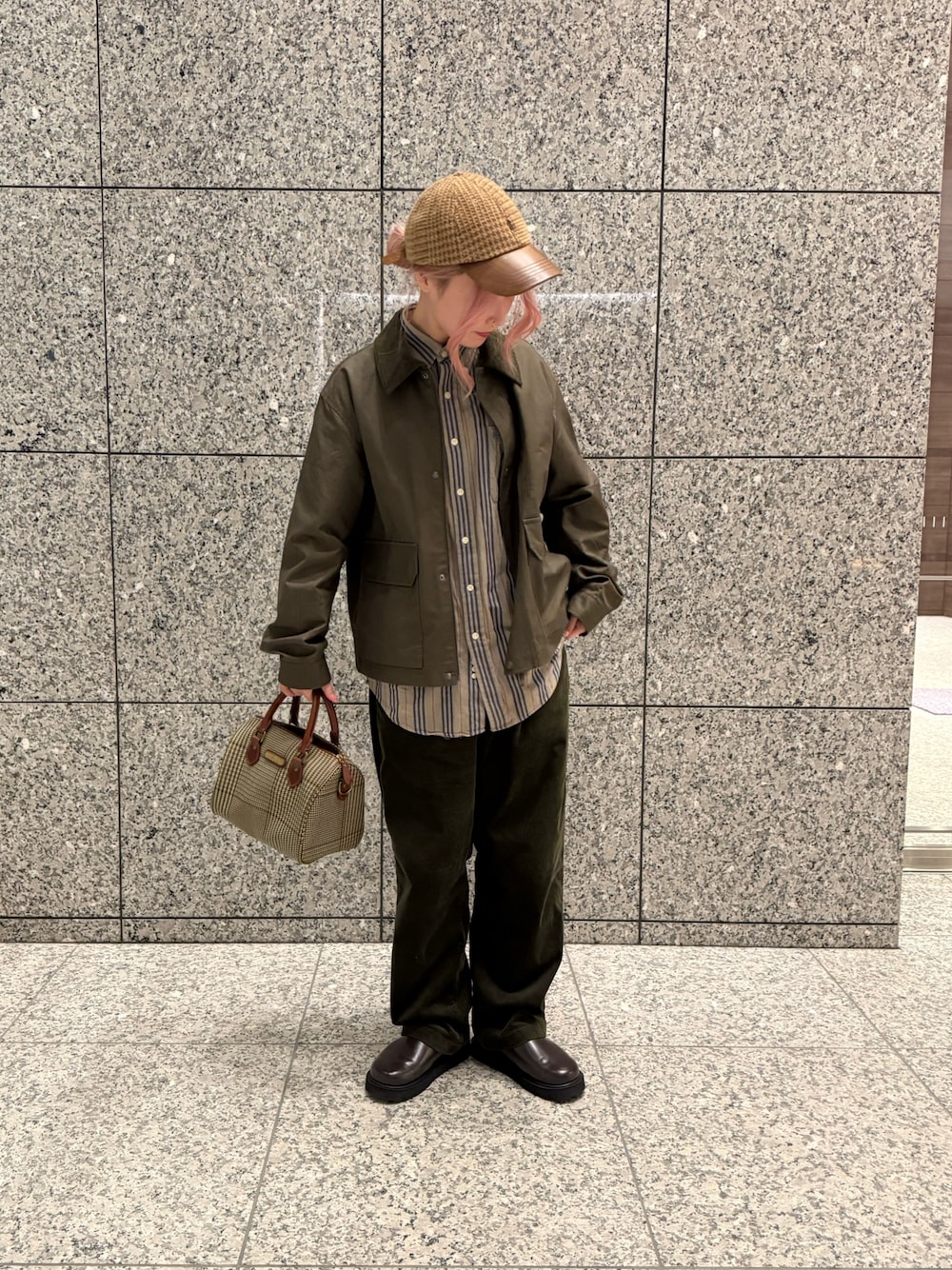 「古着」｜「POLO RALPH LAURENのアイテム（ボストンバッグ、ブラウン系）」を使った、らぺさん（レディース・164cm）の秋コーディネートの1枚目の写真