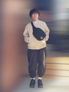 「アイテム（ボディバッグ/ウエストポーチ）」を使った、ごっちさん（メンズ・170cm）の秋コーディネート