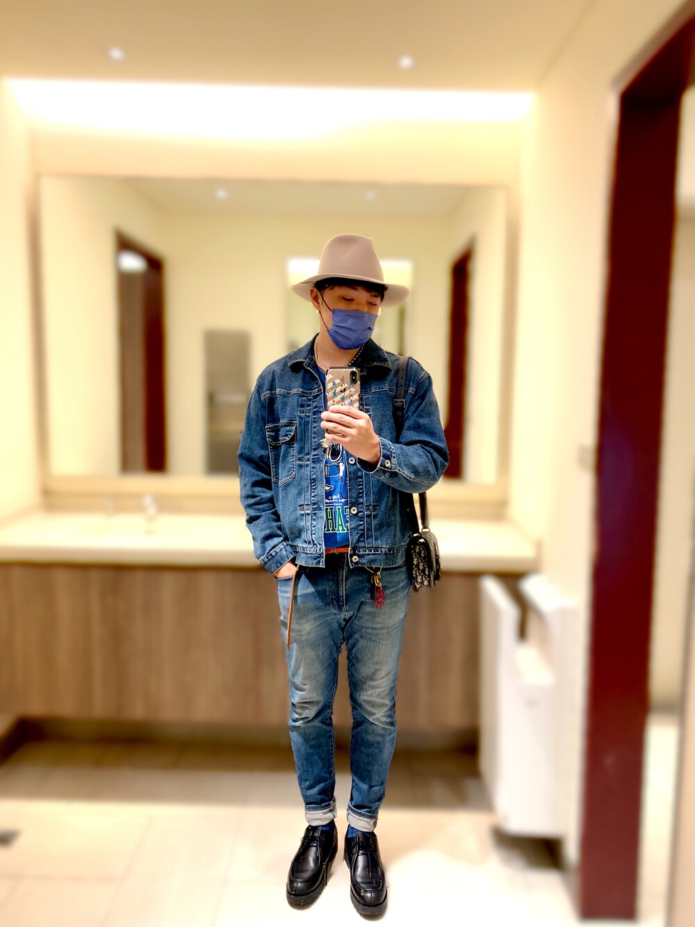 「THE H.W. DOG & CO. のアイテム（ハット、ベージュ系）」を使った、jimmichungさん（メンズ・179cm）の春コーディネートの1枚目の写真