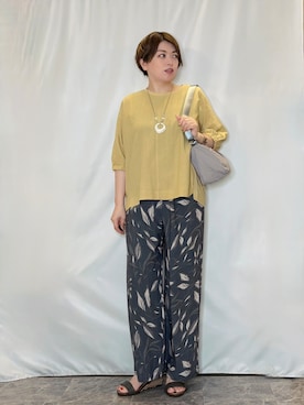 「SHOO・LA・RUE（シューラルー）の【インせず着られる/洗濯後しわになりにくい】シボシボドルマンブラウス（シャツ/ブラウス、イエロー系）」を使った、たみさん（レディース・158cm）の夏コーディネート