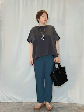 「SHOO・LA・RUE（シューラルー）の【ひんやり/洗濯機可/体型カバー】インせず着られる 肩レース切り替えポンチョ風トップス（Tシャツ/カットソー、グレー系）」を使った、たみさん（レディース・158cm）の夏コーディネート