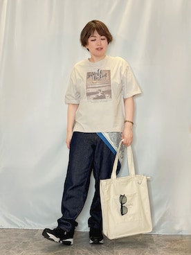 「SHOO・LA・RUE（シューラルー）の【SHOO・LA・RUE DENIM/SS-LL】程よい厚みの ストレートデニムパンツ（10.5オンス）（デニムパンツ、ブルー系）」を使った、たみさん（レディース・158cm）の春コーディネート