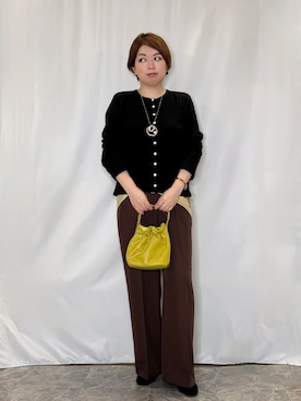 「SHOO・LA・RUE（シューラルー）の【UV/S-LL/洗濯機可】多ボタンがポイント クルーネックカーディガン（カーディガン/ボレロ、ブラック系）」を使った、たみさん（レディース・158cm）の秋コーディネート