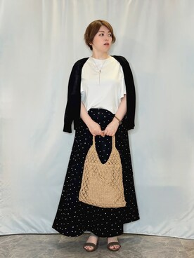 「SHOO・LA・RUE（シューラルー）の【ひんやり/洗濯機可/S-LL】オンにもオフにも マルチに使えるトッパーカーディガン（カーディガン/ボレロ、ブラック系）」を使った、たみさん（レディース・158cm）の夏コーディネート