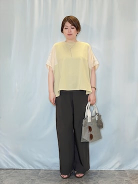 「SHOO・LA・RUE（シューラルー）の【ひんやり/洗濯機可/体型カバー】インせず着られる 肩レース切り替えポンチョ風トップス（Tシャツ/カットソー、イエロー系）」を使った、たみさん（レディース・158cm）の夏コーディネート