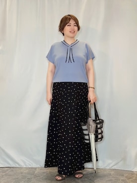 「SHOO・LA・RUE（シューラルー）の【because】【晴雨兼用】バイカラーロング（長傘、ベージュ系）」を使った、たみさん（レディース・158cm）の春コーディネート