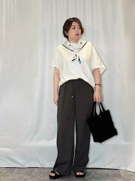 「SHOO・LA・RUE（シューラルー）の【ひんやり/体型カバー】インせず着られる 上品見えのドルマントップス（Tシャツ/カットソー、ホワイト系）」を使った、たみさん（レディース・158cm）の夏コーディネート