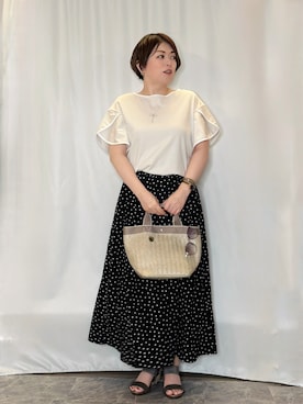 「SHOO・LA・RUE（シューラルー）の【ひんやり/洗濯機可/S-LL】配色パイピング フレアスリーブトップス（Tシャツ/カットソー、ベージュ系）」を使った、たみさん（レディース・158cm）の夏コーディネート