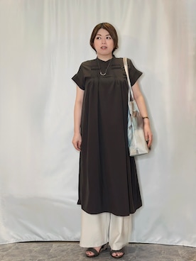 「SHOO・LA・RUE（シューラルー）の【S-LL/洗濯機可】ピンタックデザインがサマ見え Aラインワンピース（ワンピース、ブラウン系）」を使った、たみさん（レディース・158cm）の夏コーディネート