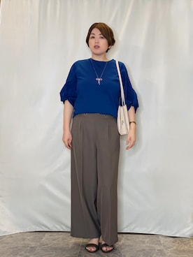 「SHOO・LA・RUE（シューラルー）のON・OFF大活躍ツイストスリーブトップス（Tシャツ/カットソー、ブルー系）」を使った、たみさん（レディース・158cm）の夏コーディネート